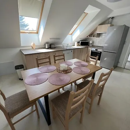 Janhaz Apartman Revfueloep Exterior photo