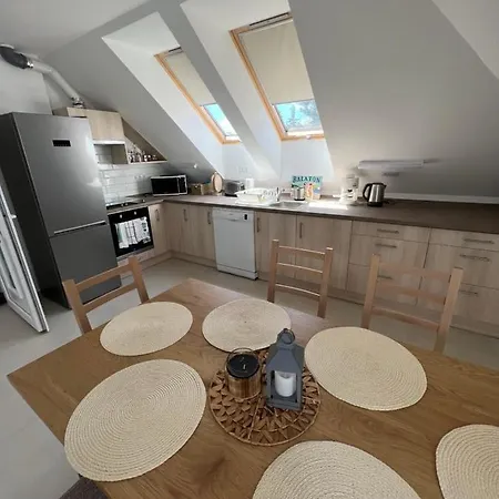 Janhaz Apartman Revfueloep Exterior photo